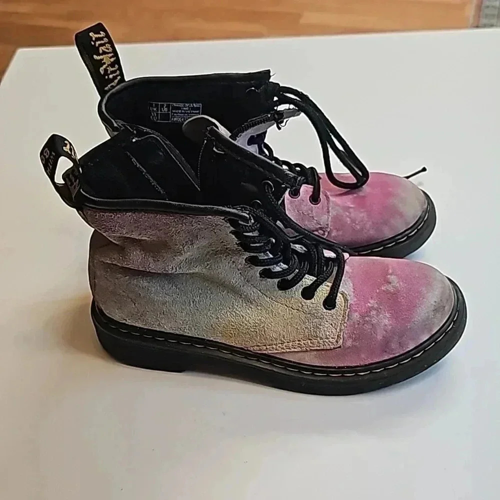 Dr. Martens girls tie dye suede boots size 2